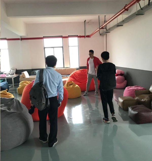 不管懶人沙發(fā)產(chǎn)品還是服務 寧波客戶都覺得尚都家居非常棒