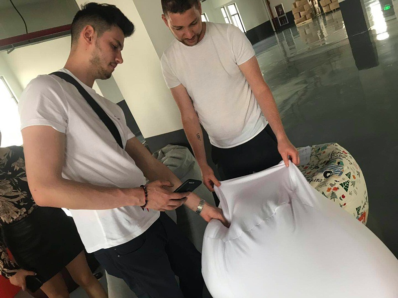 不管懶人沙發(fā)產(chǎn)品還是服務 寧波客戶都覺得尚都家居非常棒