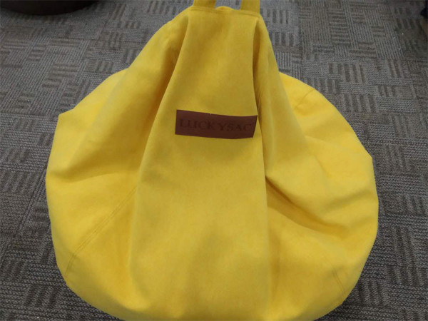 禮品懶人沙發(fā)定制 如何印制自己公司的logo？