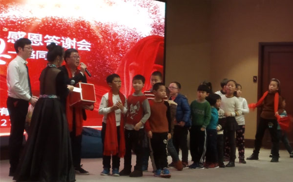參與互動(dòng)環(huán)節(jié)，最為開心的還是小朋友們！